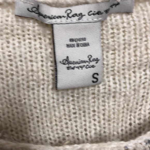 American Rag Sweater - Picture 3 of 3